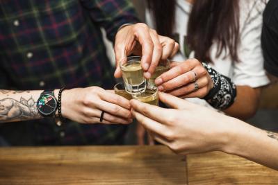 Ce este sambuca, una dintre cele mai aromate bauturi?