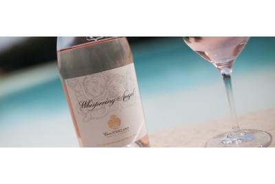 WHISPERING ANGEL: PENTRU CA... ROSE