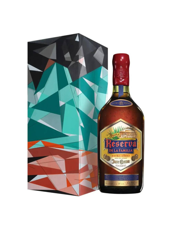 Jose Cuervo - Tequila Reserva De La Familia Extra Anejo GB - 0.7L, Alc: 38%